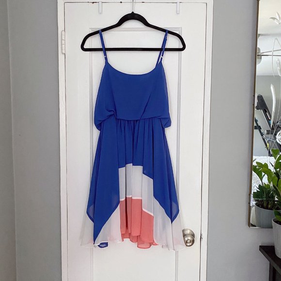 Romeo & Juliet Dress - Picture 3 of 3